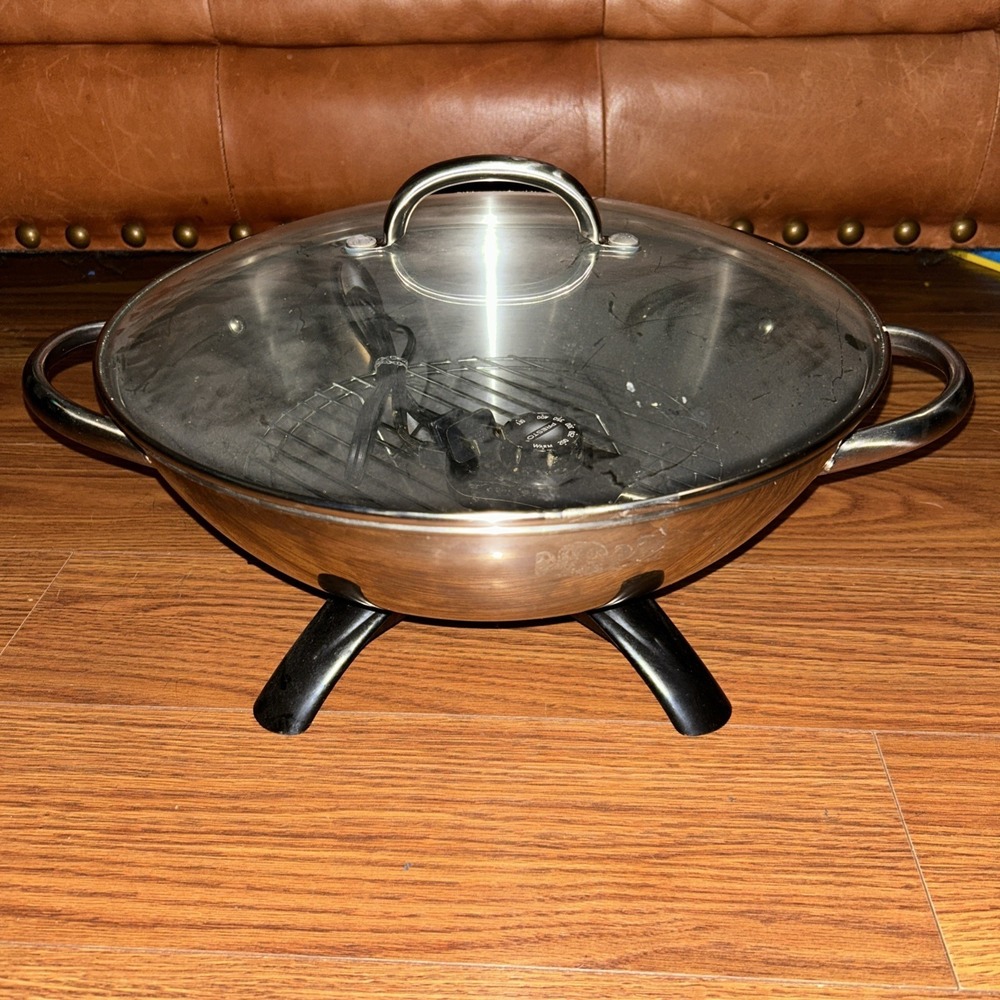 Presto 05900 Stainless Steel Electric Wok 1500W, Glass Lid, Large Capacity